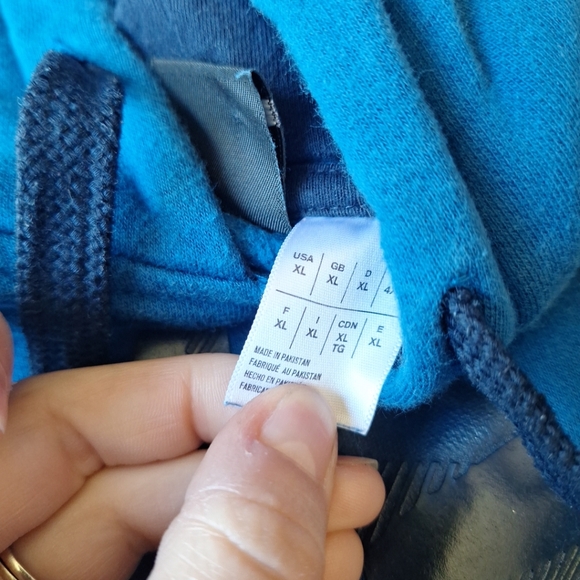 Reebok Hoodie w/Camo Logo Mens XL - Picture 3 of 8